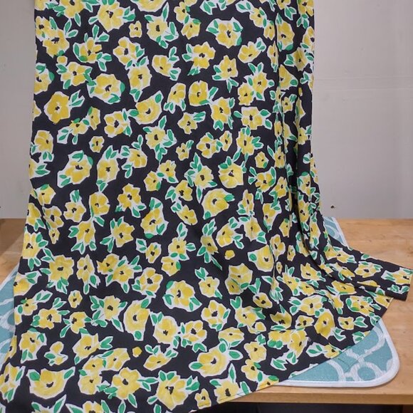 ANN TAYLOR BOLD YELLOW GREEN WATERCOLOR FLORAL PRINT ON BLACK MAXI DRESS SIZE 14 - Picture 2 of 12